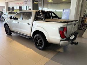 Nissan Navara 2.5DDTi double cab SE Plus auto - Image 4
