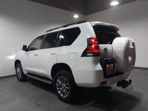 Toyota Land Cruiser Prado 2.8GD VX - Image 18