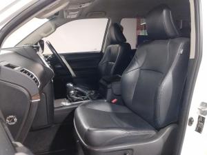 Toyota Land Cruiser Prado 2.8GD VX - Image 6
