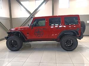 Jeep Wrangler Unlimited 3.6L Polar Edition - Image 3