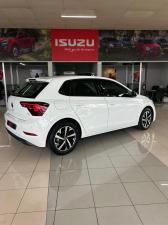 Volkswagen Polo hatch 1.0TSI Life auto - Image 6