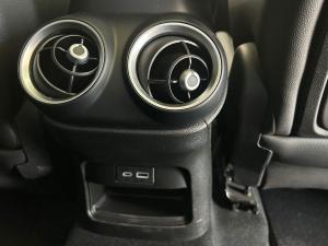 Alfa Romeo Stelvio 2.0T Veloce Q4 - Image 20