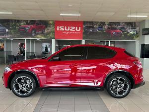 Alfa Romeo Stelvio 2.0T Veloce Q4 - Image 8