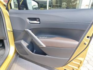 Toyota Corolla Cross 1.8 HEV XS - Image 8