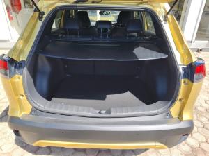 Toyota Corolla Cross 1.8 HEV XS - Image 15