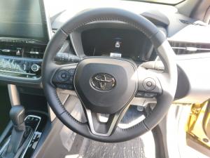Toyota Corolla Cross 1.8 HEV XS - Image 27