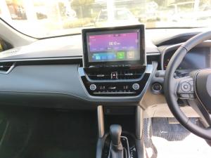 Toyota Corolla Cross 1.8 HEV XS - Image 40