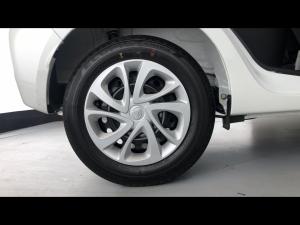 Toyota Vitz 1.0 - Image 20