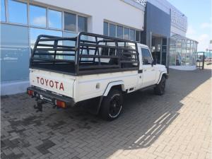 Toyota Land Cruiser 79 4.0 V6 single cab - Image 2