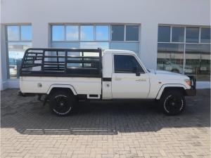 Toyota Land Cruiser 79 4.0 V6 single cab - Image 3