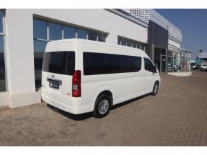Toyota Quantum 2.8 SLWB bus 14-seater GL manual - Image 2