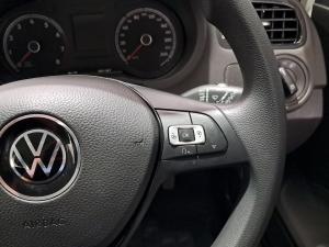 Volkswagen Polo Vivo hatch 1.4 Life - Image 10
