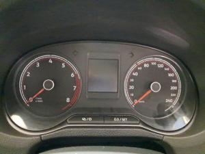 Volkswagen Polo Vivo hatch 1.4 Life - Image 11