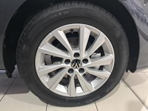 Volkswagen Polo Vivo hatch 1.4 Life - Image 13