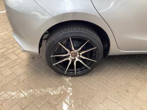 Toyota Yaris 1.5 Xs auto - Image 20