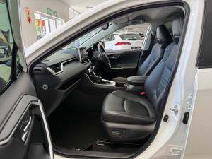 Toyota RAV4 2.0 VX - Image 7