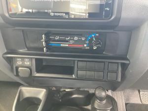 Toyota Land Cruiser 79 4.5D-4D V8 double cab LX - Image 10