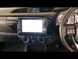Toyota Hilux 2.4GD-6 single cab Raider manual - Image 10