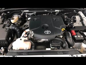 Toyota Hilux 2.4GD-6 single cab Raider manual - Image 14