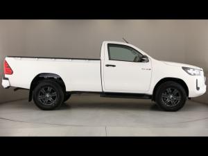 Toyota Hilux 2.4GD-6 single cab Raider manual - Image 3