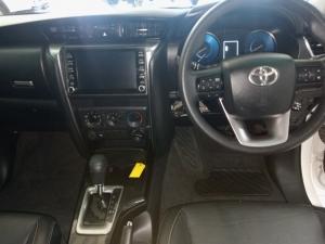 Toyota Fortuner 2.4GD-6 4x4 - Image 6