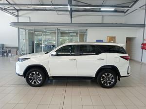 Toyota Fortuner 2.4GD-6 4x4 - Image 10