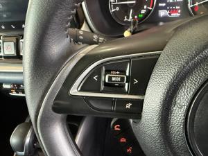 Toyota Starlet 1.5 XR auto - Image 9