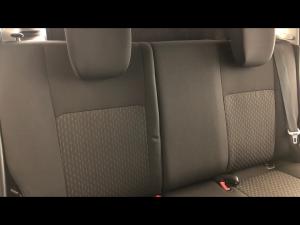 Toyota Vitz 1.0 XR manual - Image 11