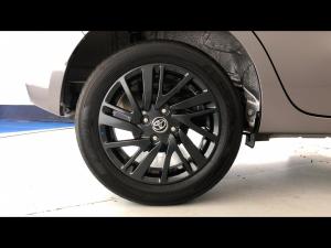 Toyota Vitz 1.0 XR manual - Image 20