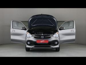 Toyota Vitz 1.0 XR manual - Image 28