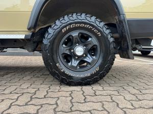 Toyota Land Cruiser 76 2.8GD-6 station wagon LX manual - Image 16