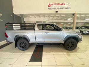 Toyota Hilux 2.8 GD-6 RB Legend automaticE/CAB - Image 3