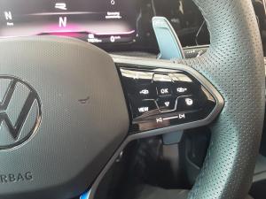 Volkswagen Golf 8 2.0 TSI R DSG - Image 10