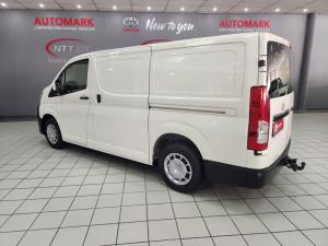 Toyota Quantum 2.8 LWBP/V - Image 14