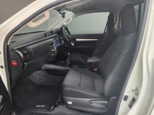 Toyota Hilux 2.4 GD-6 Raider 4X4S/C - Image 7