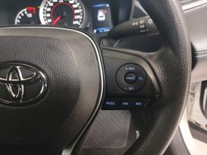 Toyota Corolla Cross 1.8 XI - Image 10