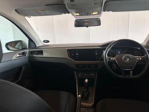 Volkswagen Polo 1.0 TSI Comfortline DSG - Image 20