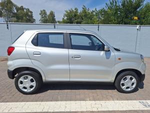 Suzuki S-PRESSO 1.0 GL+ - Image 21