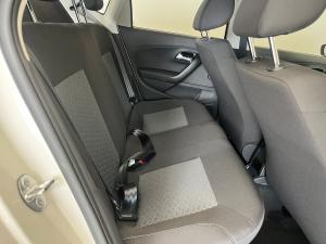 Volkswagen Polo Vivo 1.6 Life TIP - Image 12