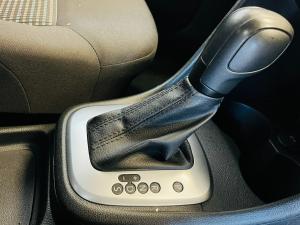 Volkswagen Polo Vivo 1.6 Comfortline TIP - Image 10