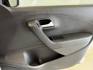 Volkswagen Polo Vivo 1.4 Trendline - Image 11