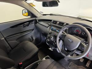 Mahindra KUV 100 1.2 K2+ NXT - Image 7