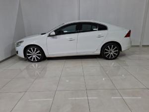 Volvo S60 2.0T Powershift - Image 11