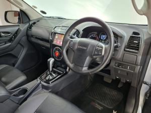 Isuzu mu-X 3.0 - Image 13