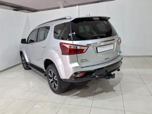 Isuzu mu-X 3.0 - Image 3