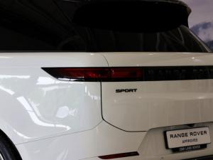 Land Rover Range Rover Sport D350 Dynamic HSE - Image 26