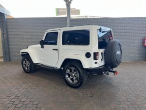 Jeep Wrangler 3.6L Polar Edition - Image 3