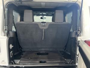 Jeep Wrangler 3.6L Polar Edition - Image 5