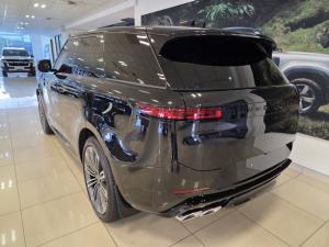 Land Rover Range Rover Sport P530 Autobiography - Image 3