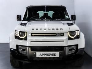 Land Rover Defender 110 D300 X-Dynamic HSE - Image 5